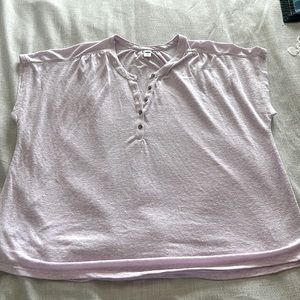 Light purple shirt sleeve top
